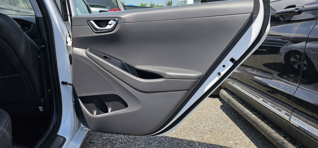 slider-img