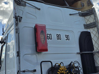 slider-img
