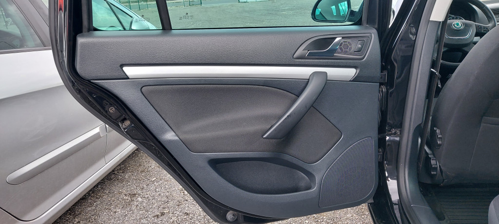 slider-img