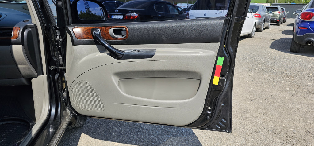 slider-img