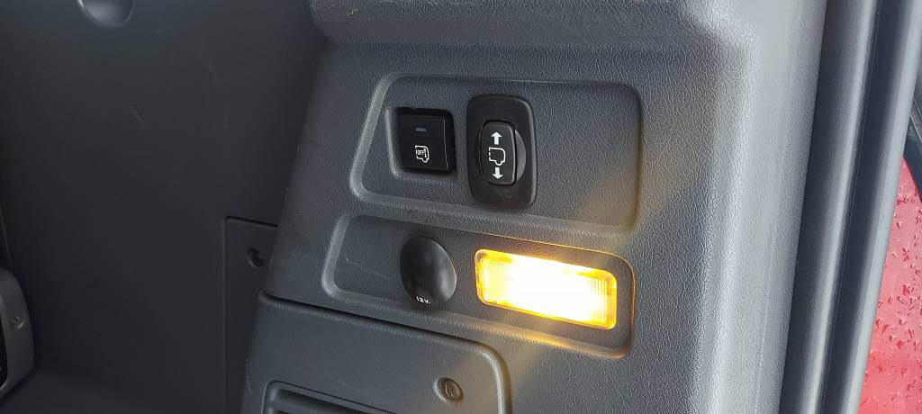 slider-img